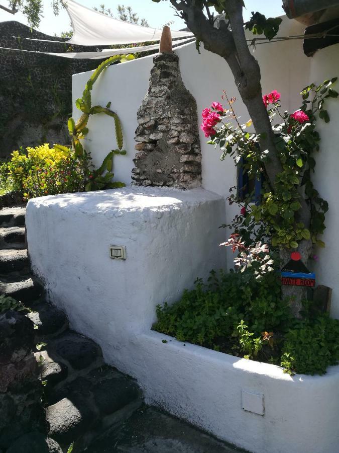 La Rosamarina Hotel Stromboli Exterior foto